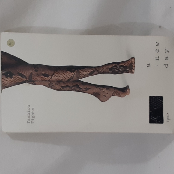 a new day Women Fishnet Stockings